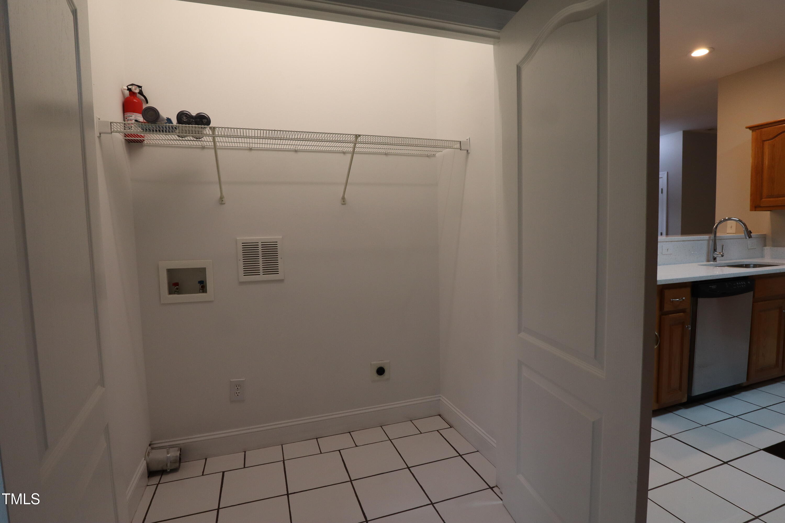1250 Noah Road Graham, NC 27253 - Photo 29 of 45 laundry2