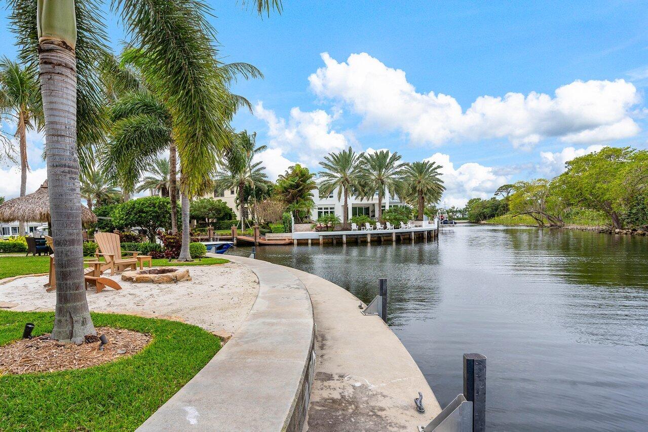 601 Phillips Drive Boca Raton, FL 33432 - Photo 41 of 56 Double Level Concrete Dock