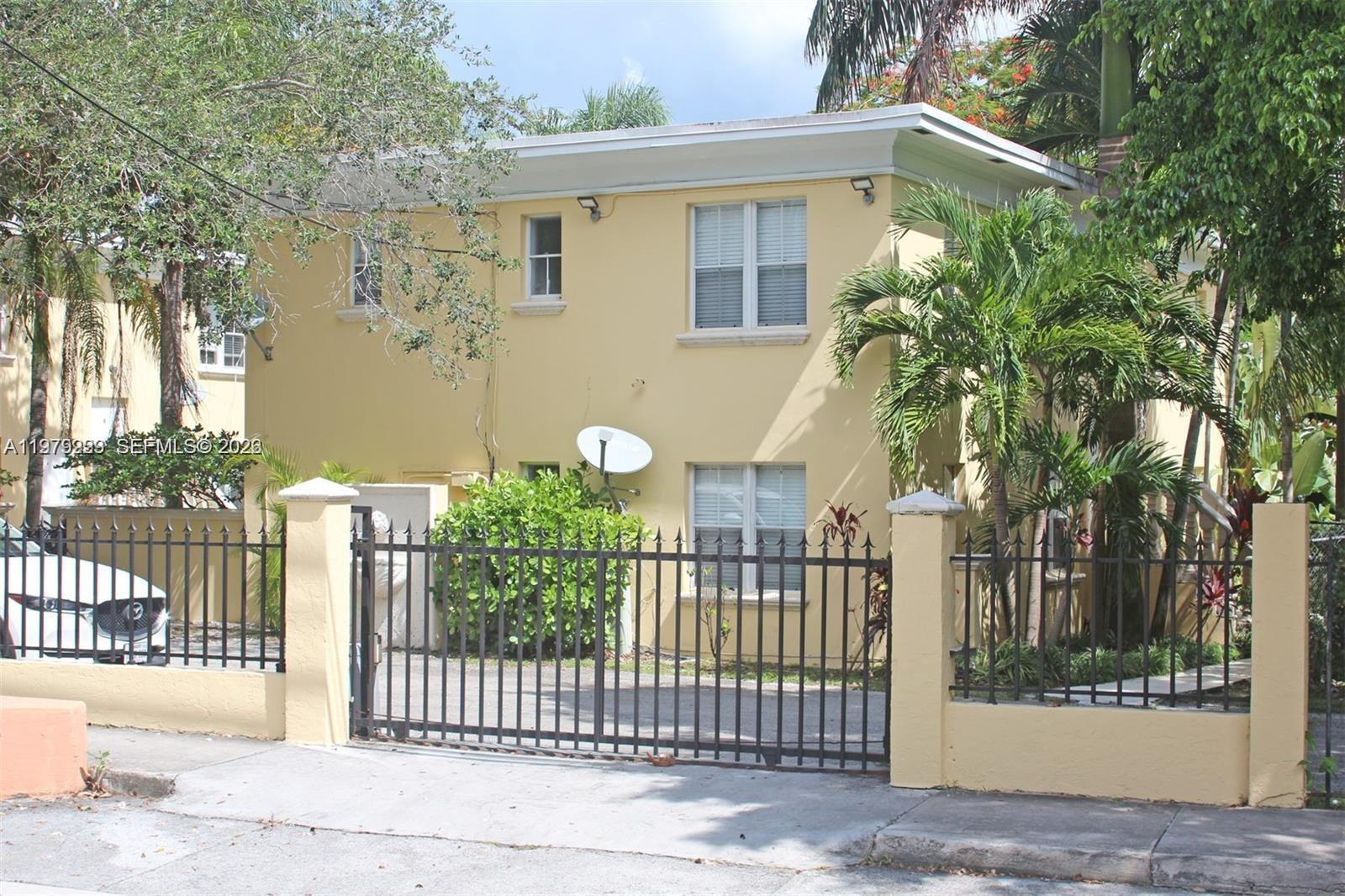 3395 Franklin Avenue, Unit D Miami, FL 33133 - Photo 1 of 21