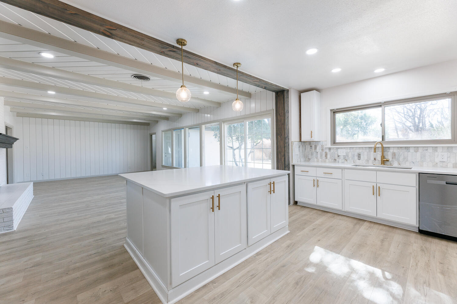 3513 45th Street Lubbock, TX 79413 - Photo 16 of 69 Kitchen