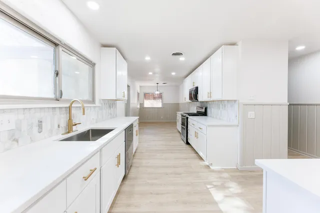 $415,000 | 3513 45th Street, Lubbock, TX 79413