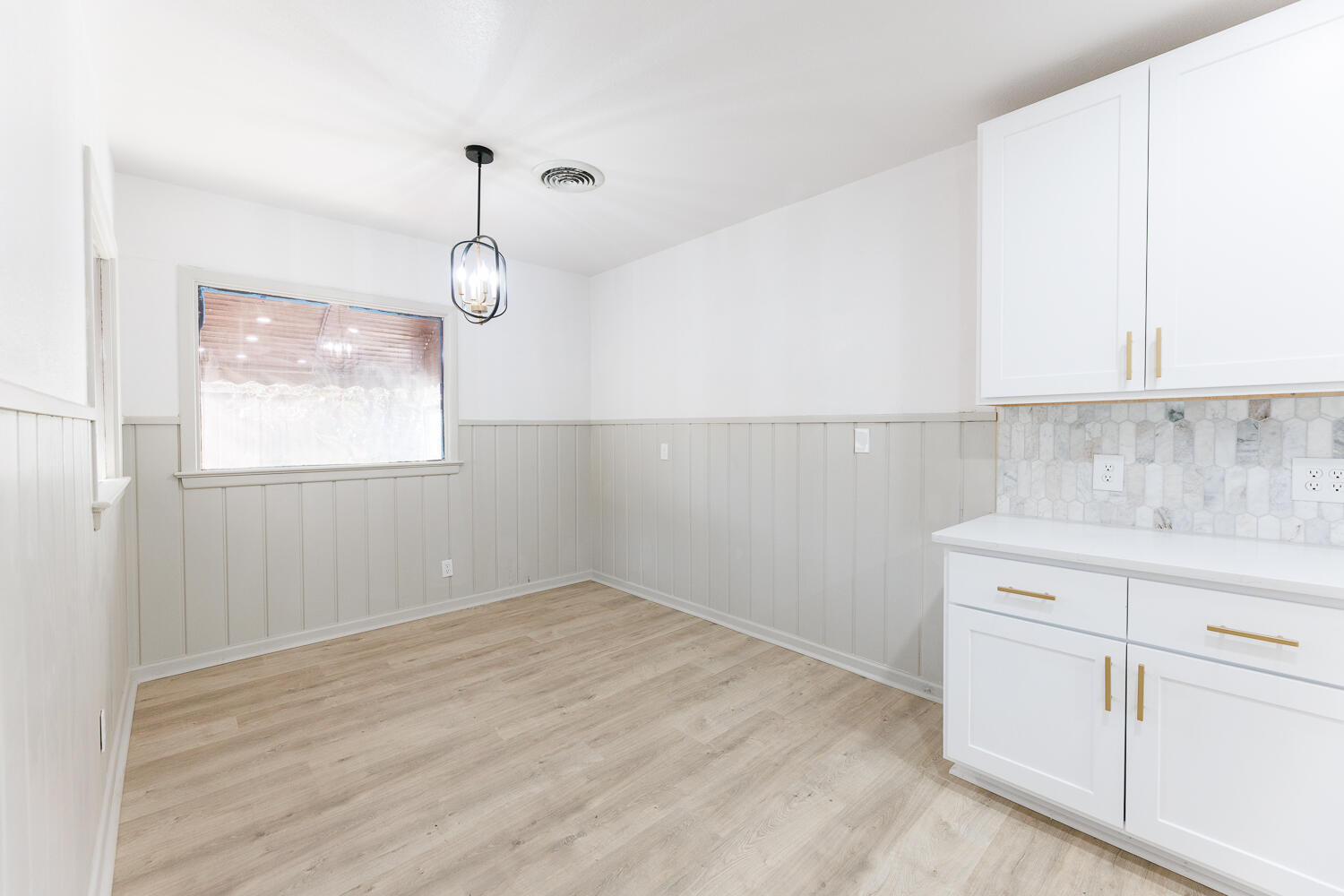 3513 45th Street Lubbock, TX 79413 - Photo 21 of 69 Eating Area