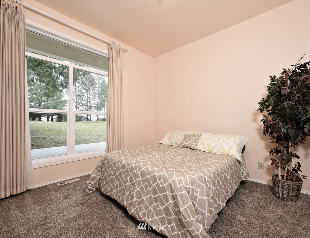 1371 East Old Ranch Road Allyn, WA 98524 - Photo 19 of 25 Gallery Image 19