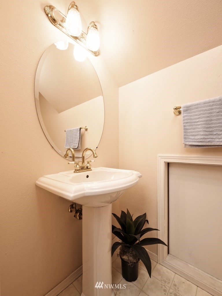1371 East Old Ranch Road Allyn, WA 98524 - Photo 23 of 25 Gallery Image 23