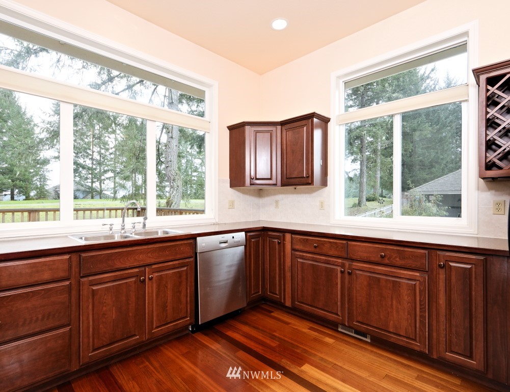 1371 East Old Ranch Road Allyn, WA 98524 - Photo 7 of 25 Gallery Image 7