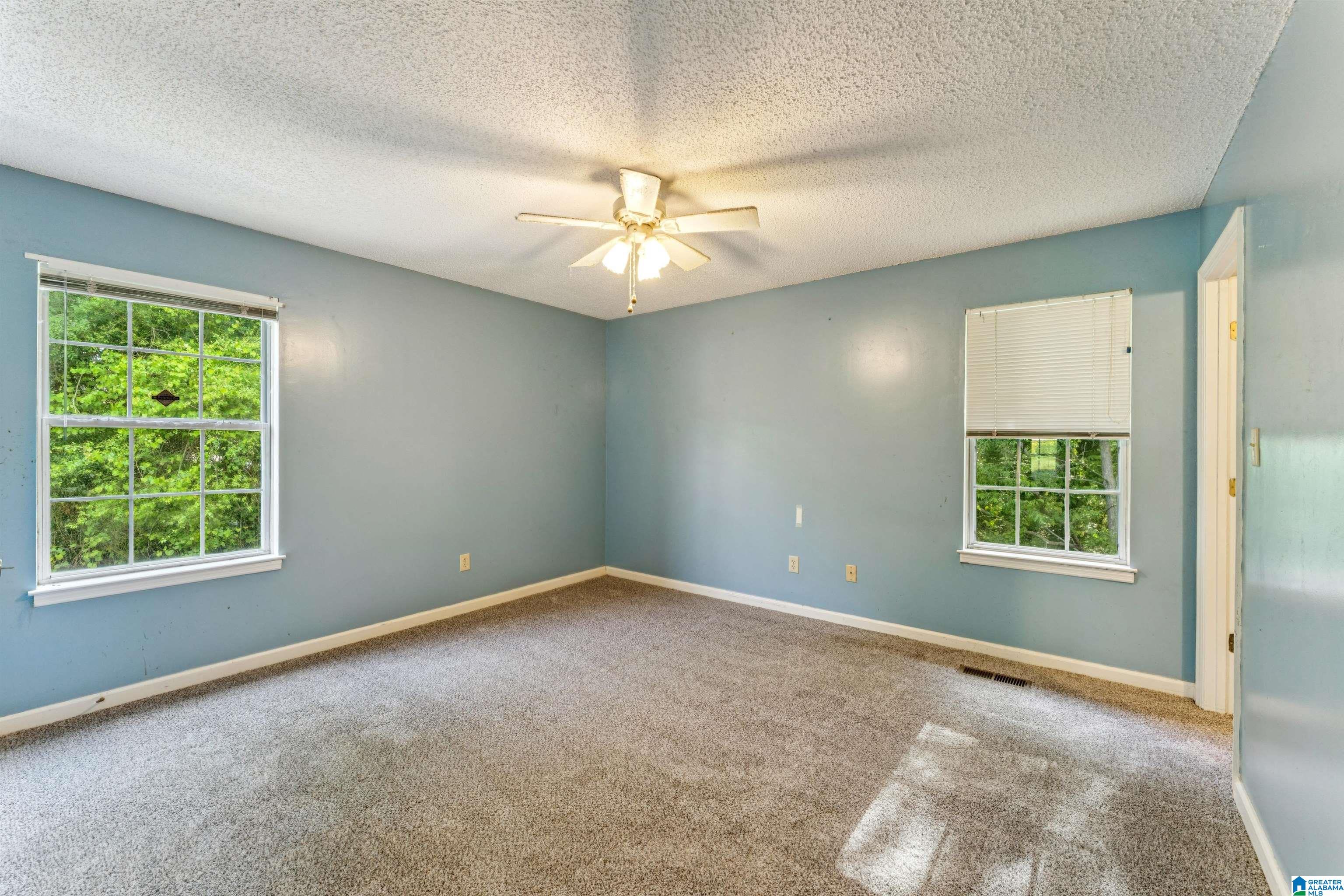 717 Hilltop Road Warrior, AL 35180 - Photo 10 of 33