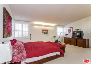 1400 North Tigertail Road Los Angeles, CA 90049 - Photo 19 of 34 Gallery Image 19