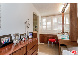1400 North Tigertail Road Los Angeles, CA 90049 - Photo 23 of 34 Gallery Image 23