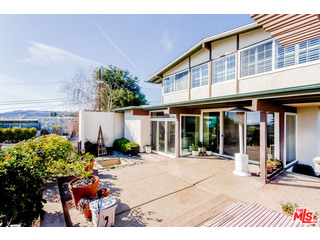 1400 North Tigertail Road Los Angeles, CA 90049 - Photo 4 of 34 Gallery Image 4