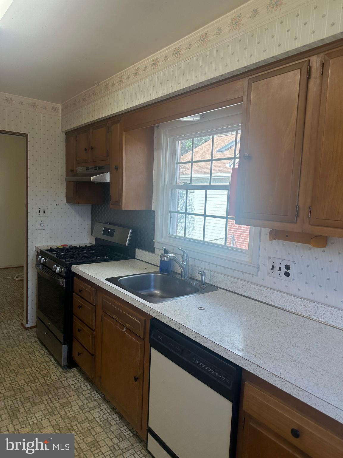 2762 West George Mason Road Falls Church, VA 22042 - Photo 4 of 59 Gallery Image 4