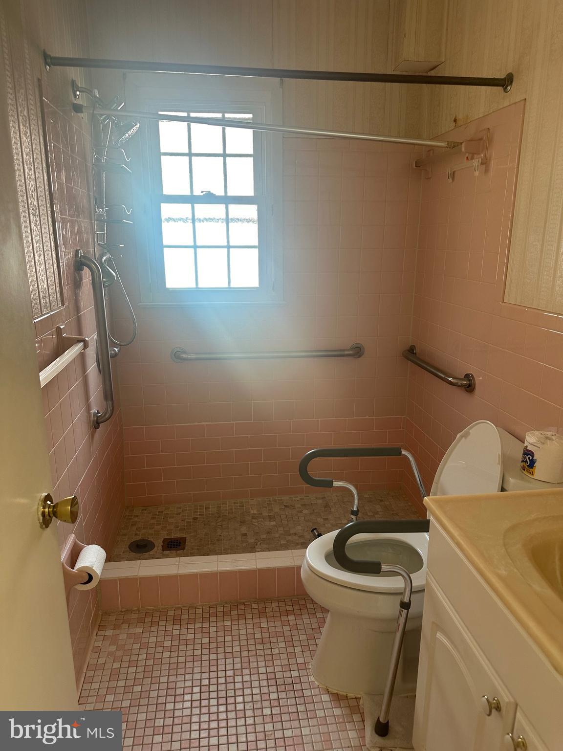 2762 West George Mason Road Falls Church, VA 22042 - Photo 8 of 59 Gallery Image 8