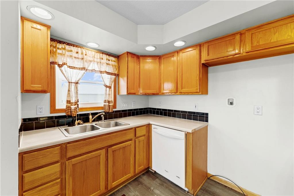 3080 Ellis Road Richmond, KS 66080 - Photo 14 of 65