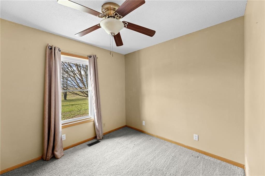 3080 Ellis Road Richmond, KS 66080 - Photo 19 of 65