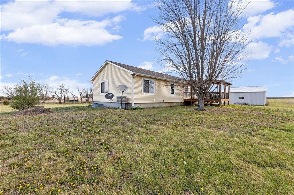 3080 Ellis Road Richmond, KS 66080 - Photo 32 of 65