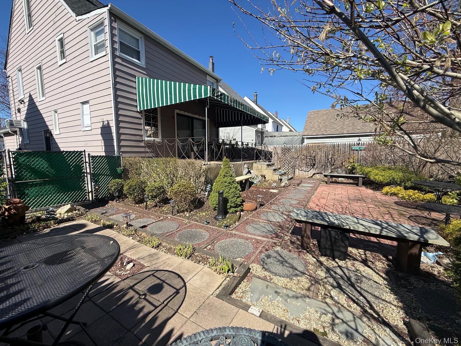 33 Carstairs Road Valley Stream, NY 11581 - Photo 22 of 22