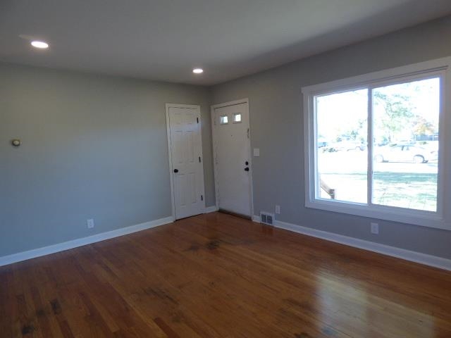 1947 Church Street Beloit, WI 53511 - Photo 5 of 24