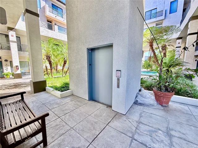 a view of an entryway of a house