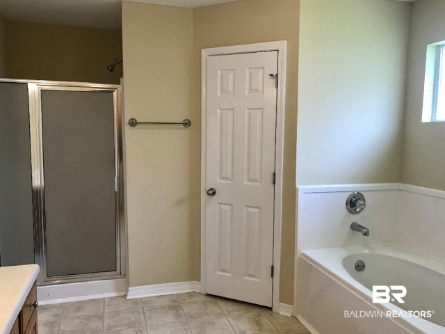 1854 Harrington Way Mobile, AL 36695 - Photo 12 of 18 Sep Tub/Shower