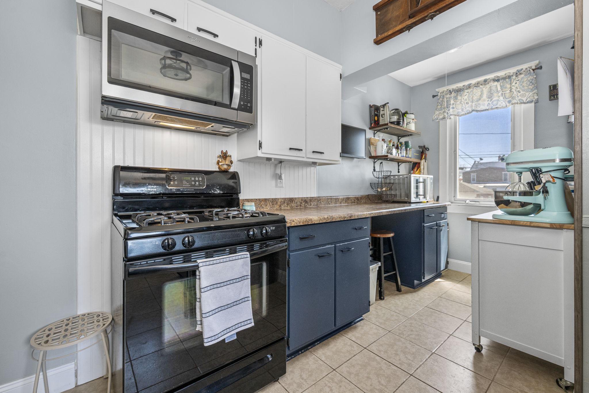2116 Noble Street Reading, PA 19609 - Photo 13 of 35 Charming kitchen with modern touches.