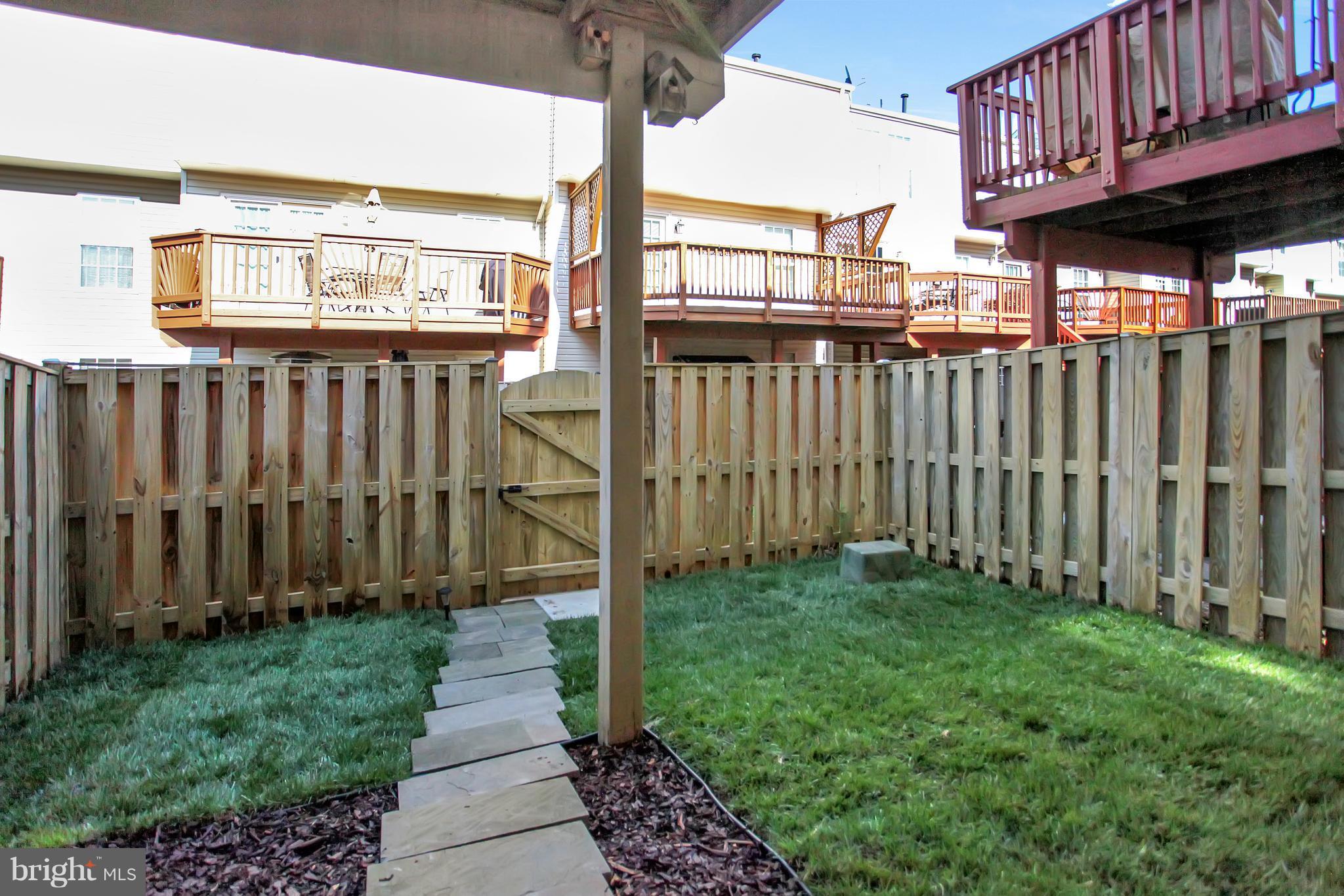 6496 Topsails Lane Springfield, VA 22150 - Photo 5 of 21 Fully Fenced Yard