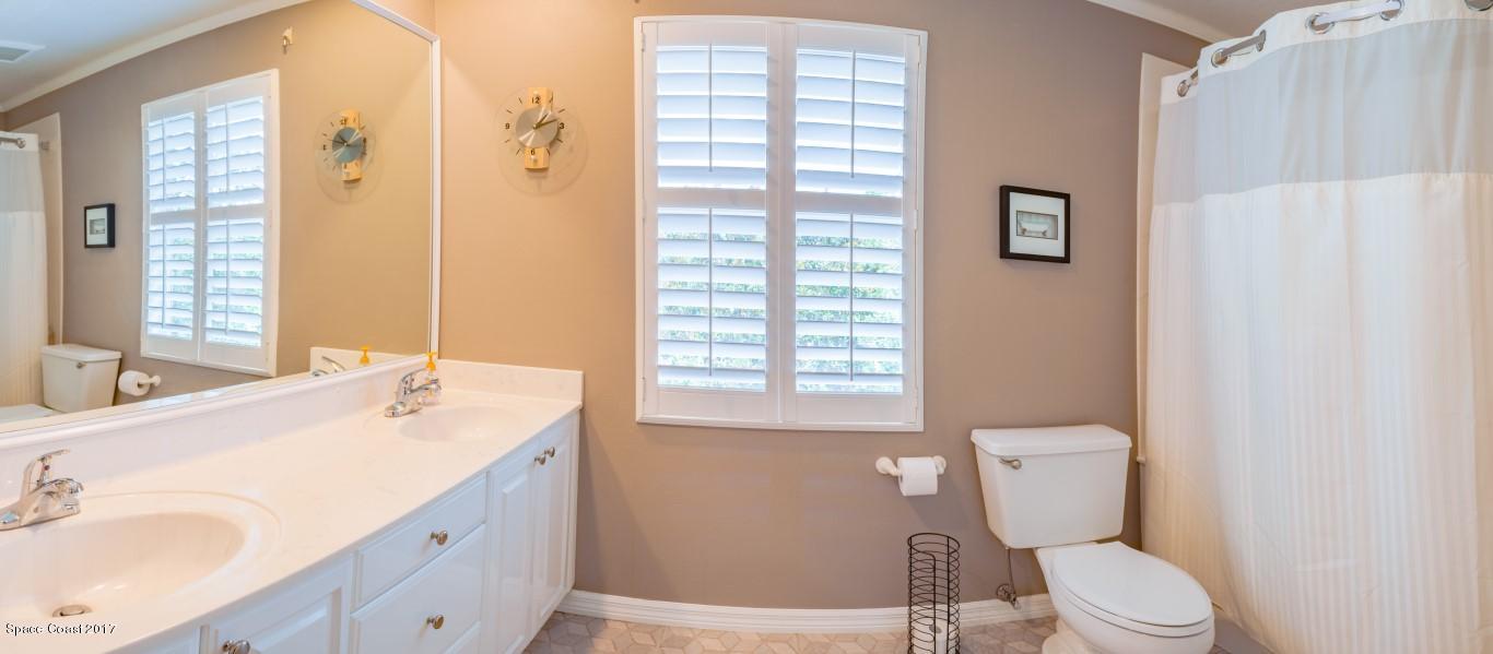 3999 Sparrow Hawk Road Melbourne, FL 32934 - Photo 14 of 25 Guest bathroom-1 (Medium)
