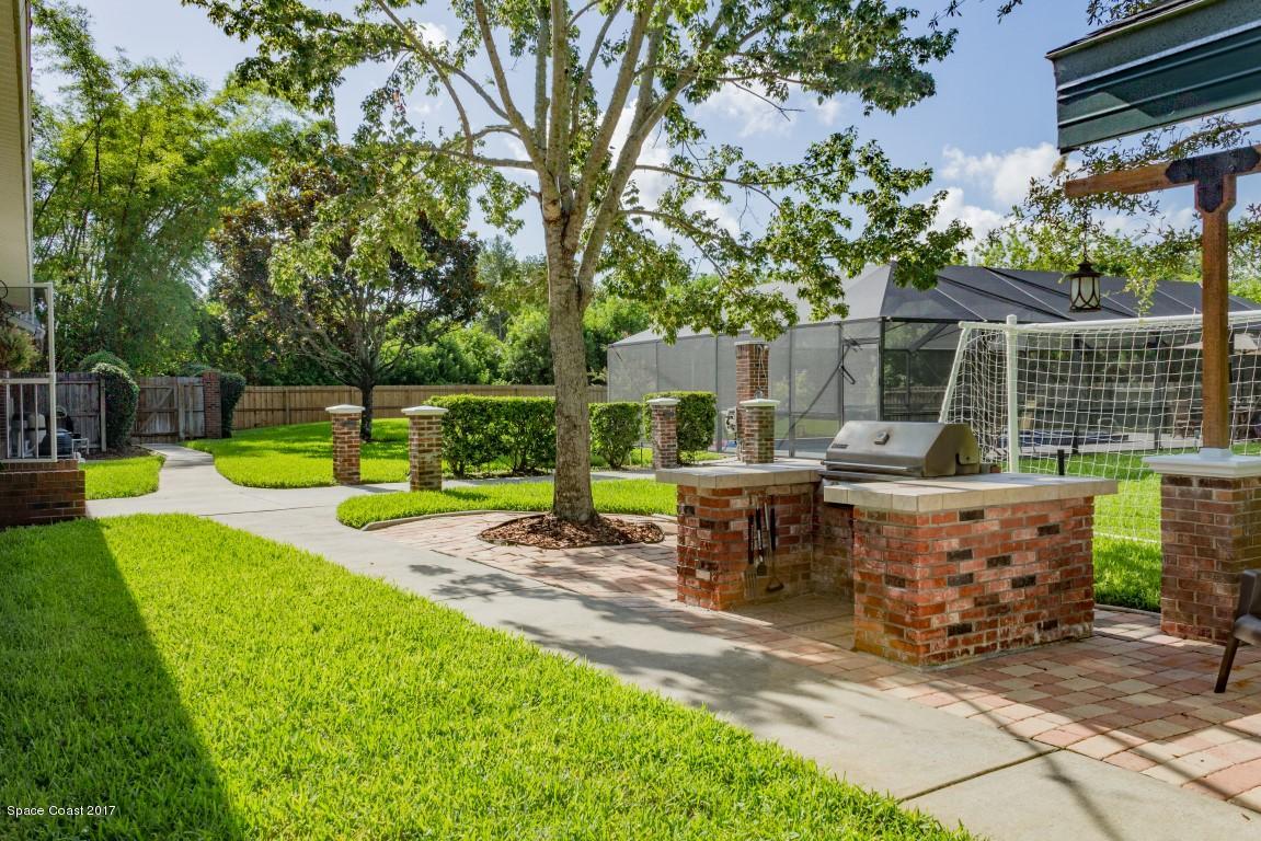3999 Sparrow Hawk Road Melbourne, FL 32934 - Photo 19 of 25 Backyard1