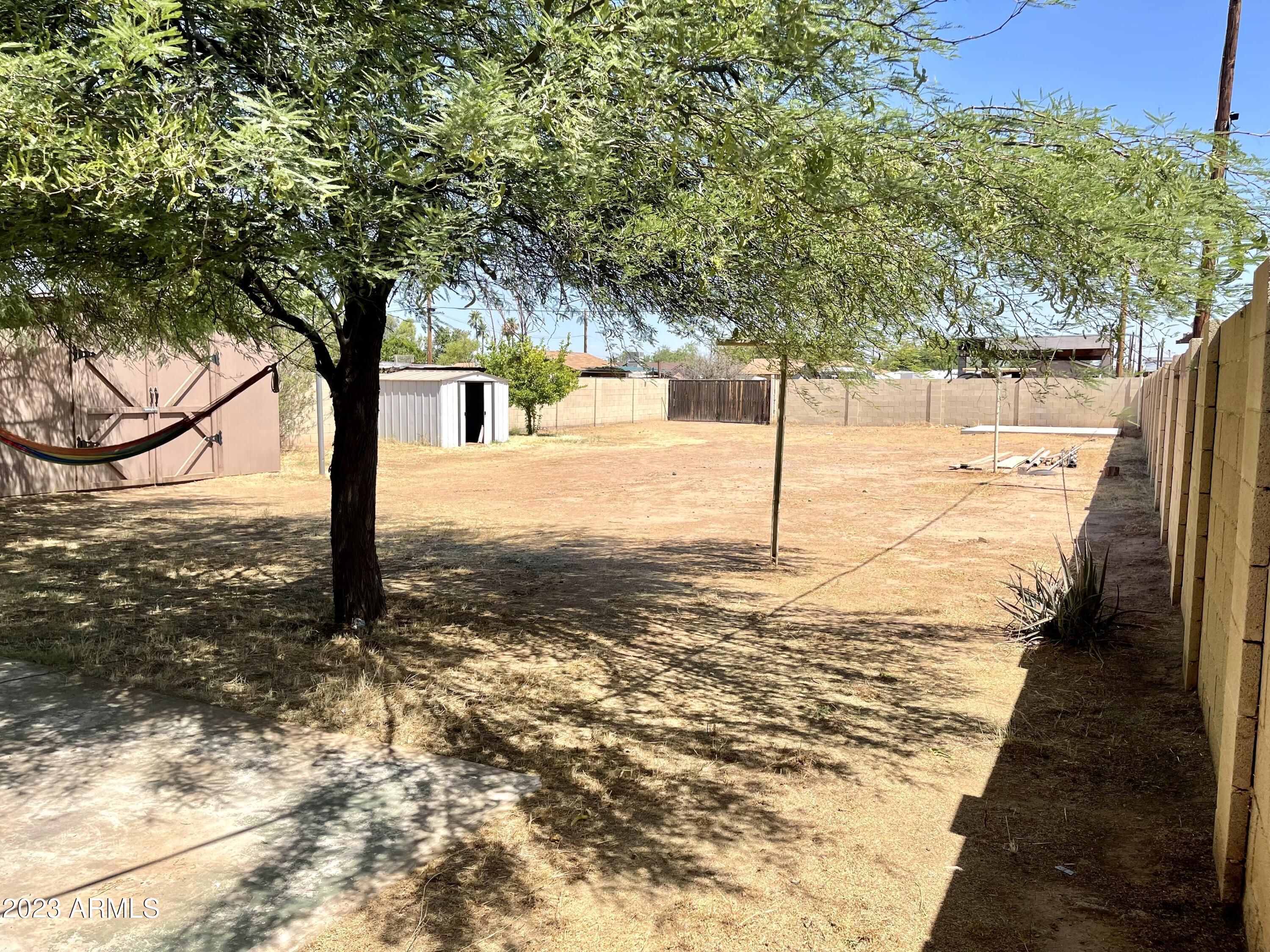 1830 West Chipman Road Phoenix, AZ 85041 - Photo 14 of 19 A2699EE5-D9D8-48D1-8836-3EAB8D474245
