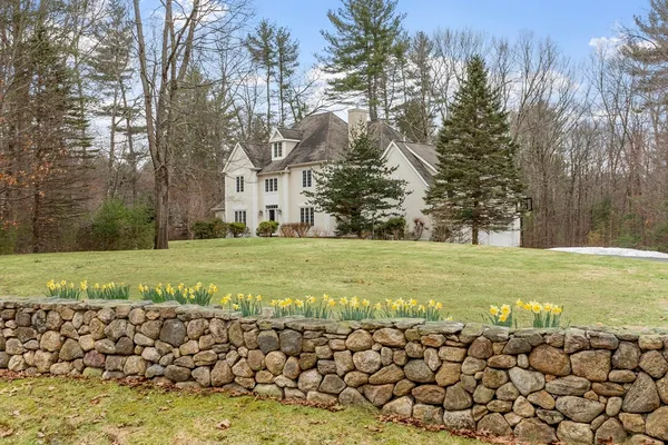 $2,150,000 | 58 Buttrick Lane, Carlisle, MA 01741