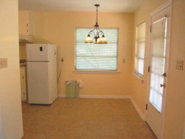 109 Spanish Main Daphne, AL 36527 - Photo 6 of 20 Breakfast Area