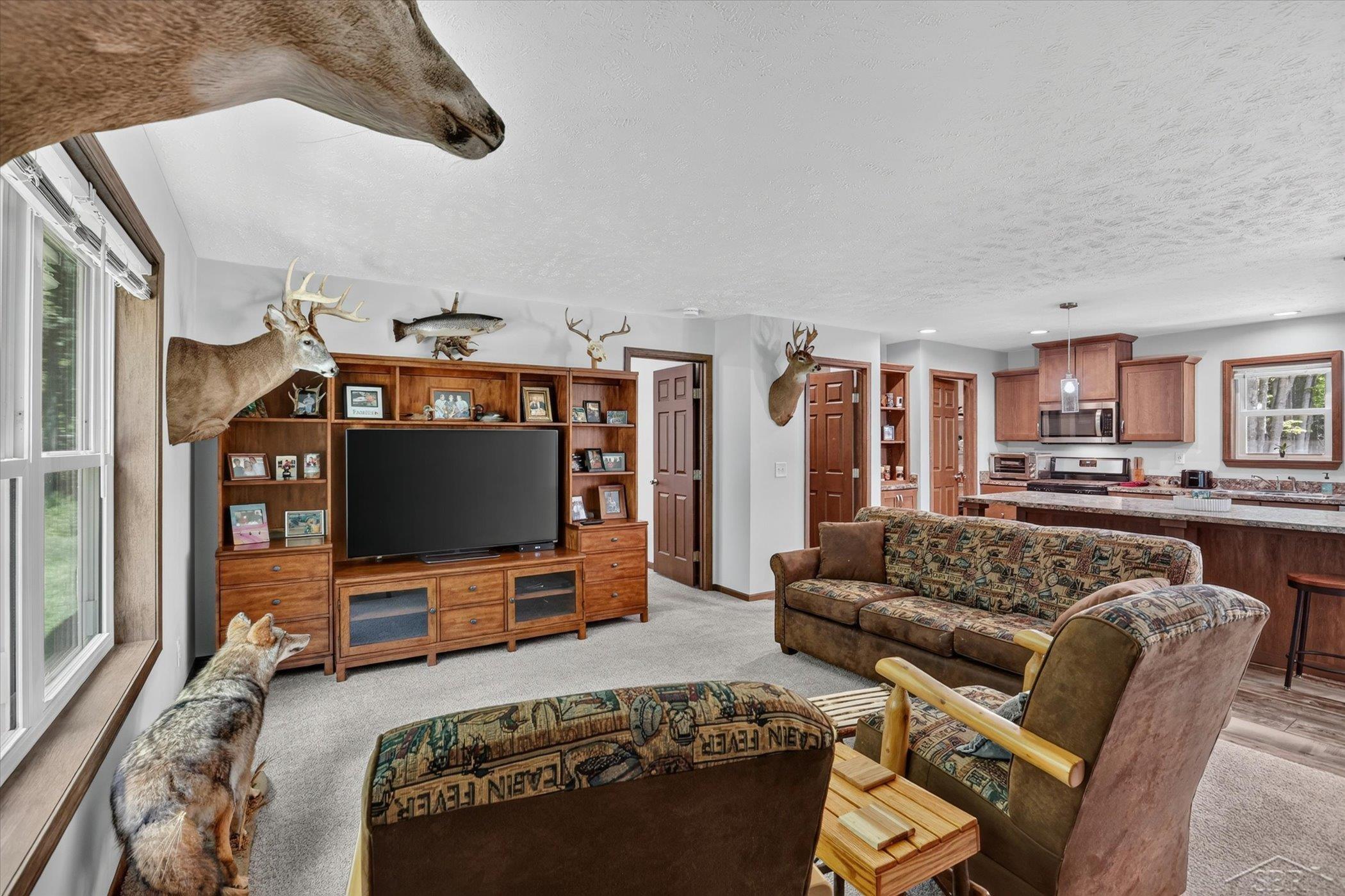 5590 North Jefferson Road Midland, MI 48642 - Photo 5 of 60