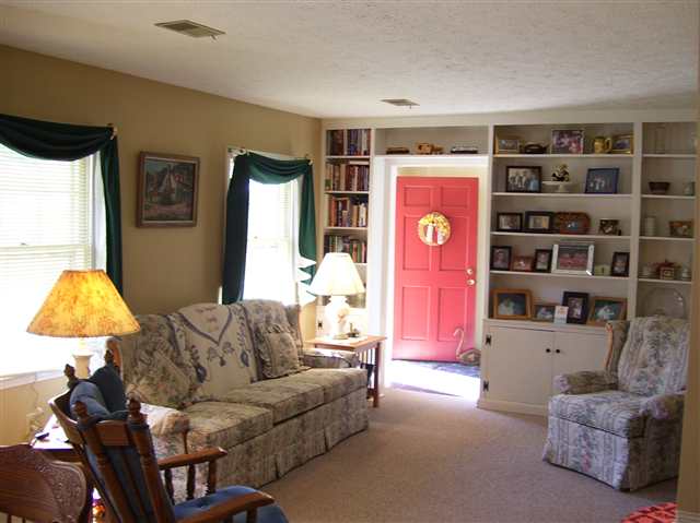 117 Lynchester Road Greenville, SC 29615 - Photo 5 of 8 Gallery Image 5