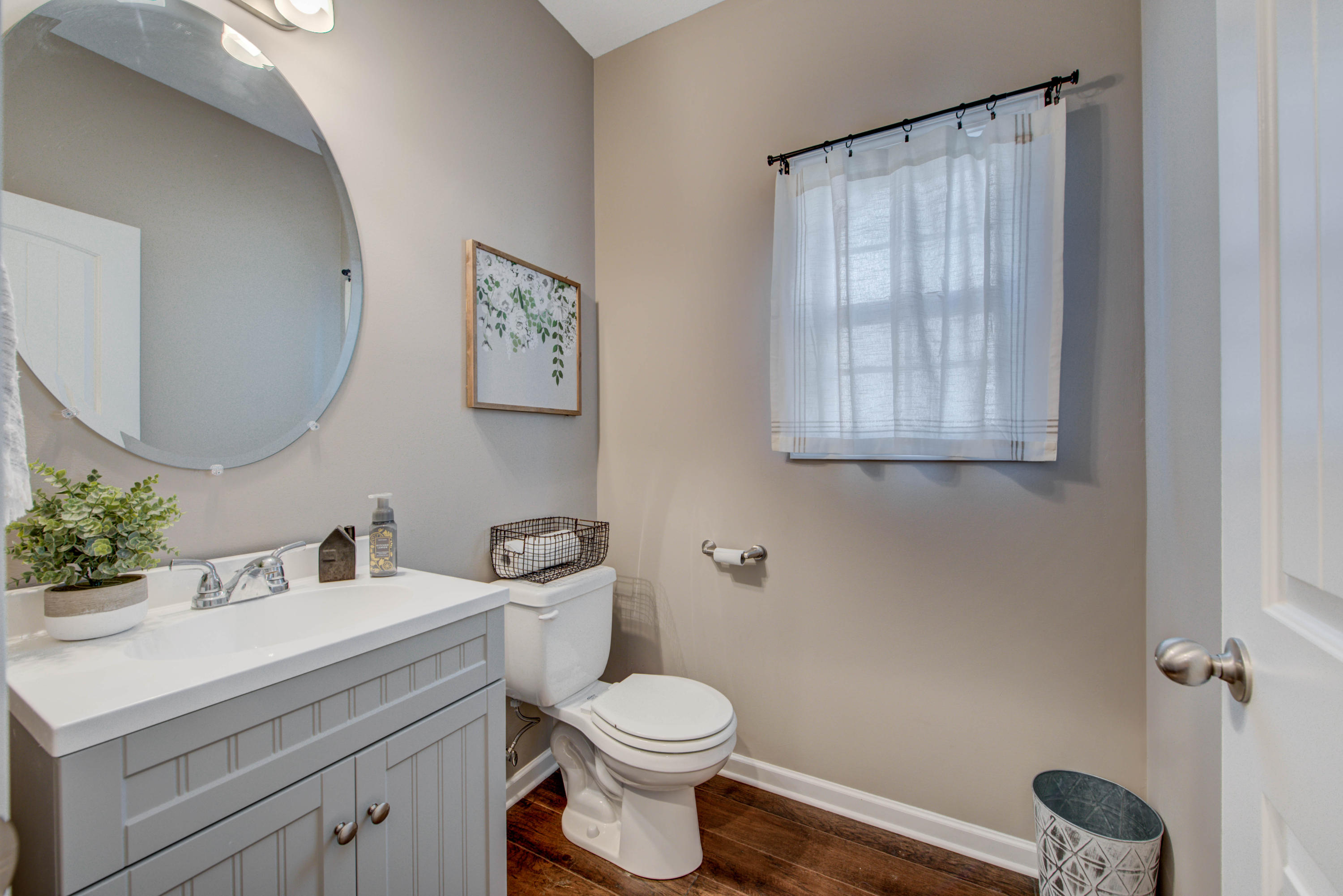 7369 Ladd Road Powell, TN 37849 - Photo 15 of 38 Powder Room