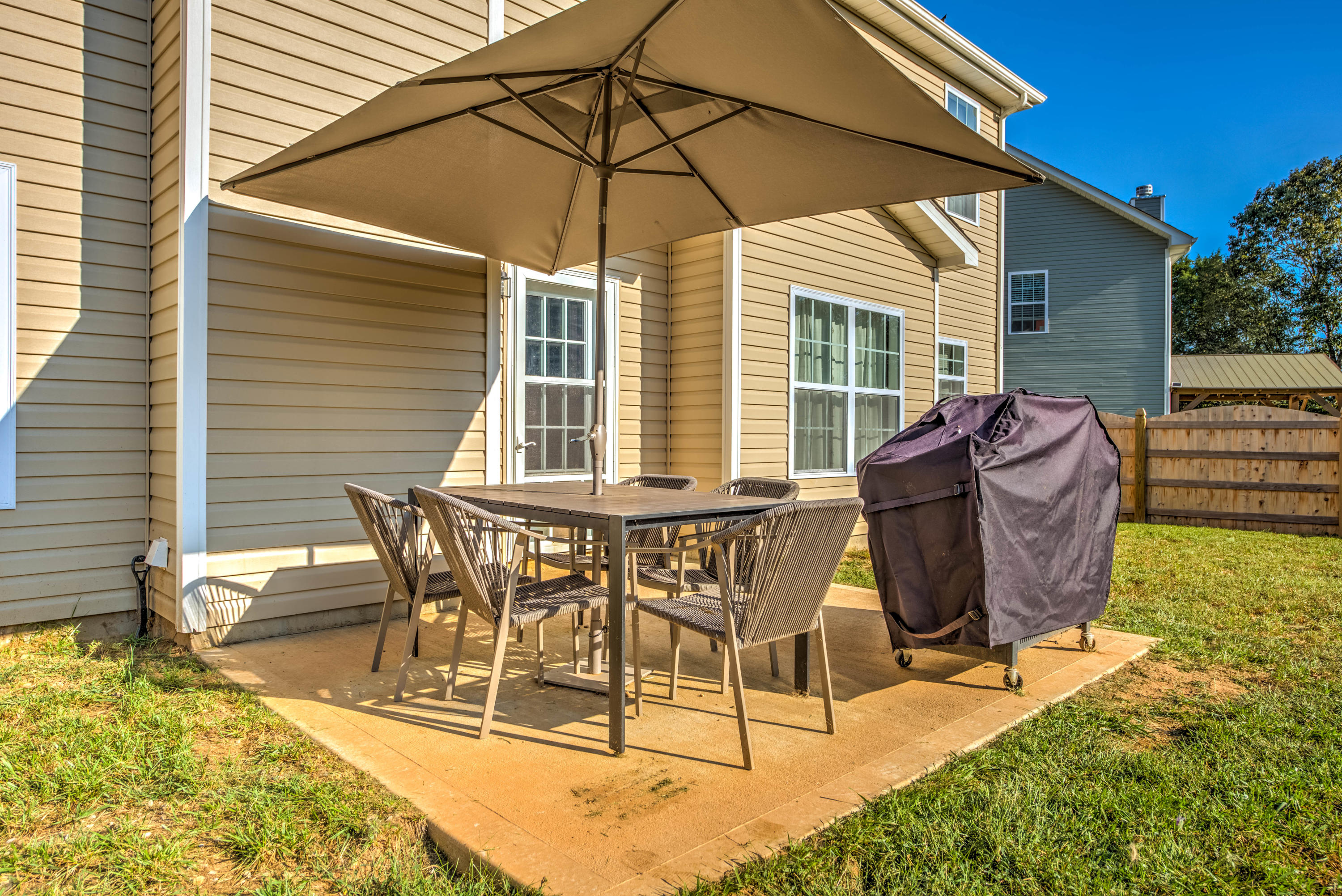 7369 Ladd Road Powell, TN 37849 - Photo 31 of 38 Patio