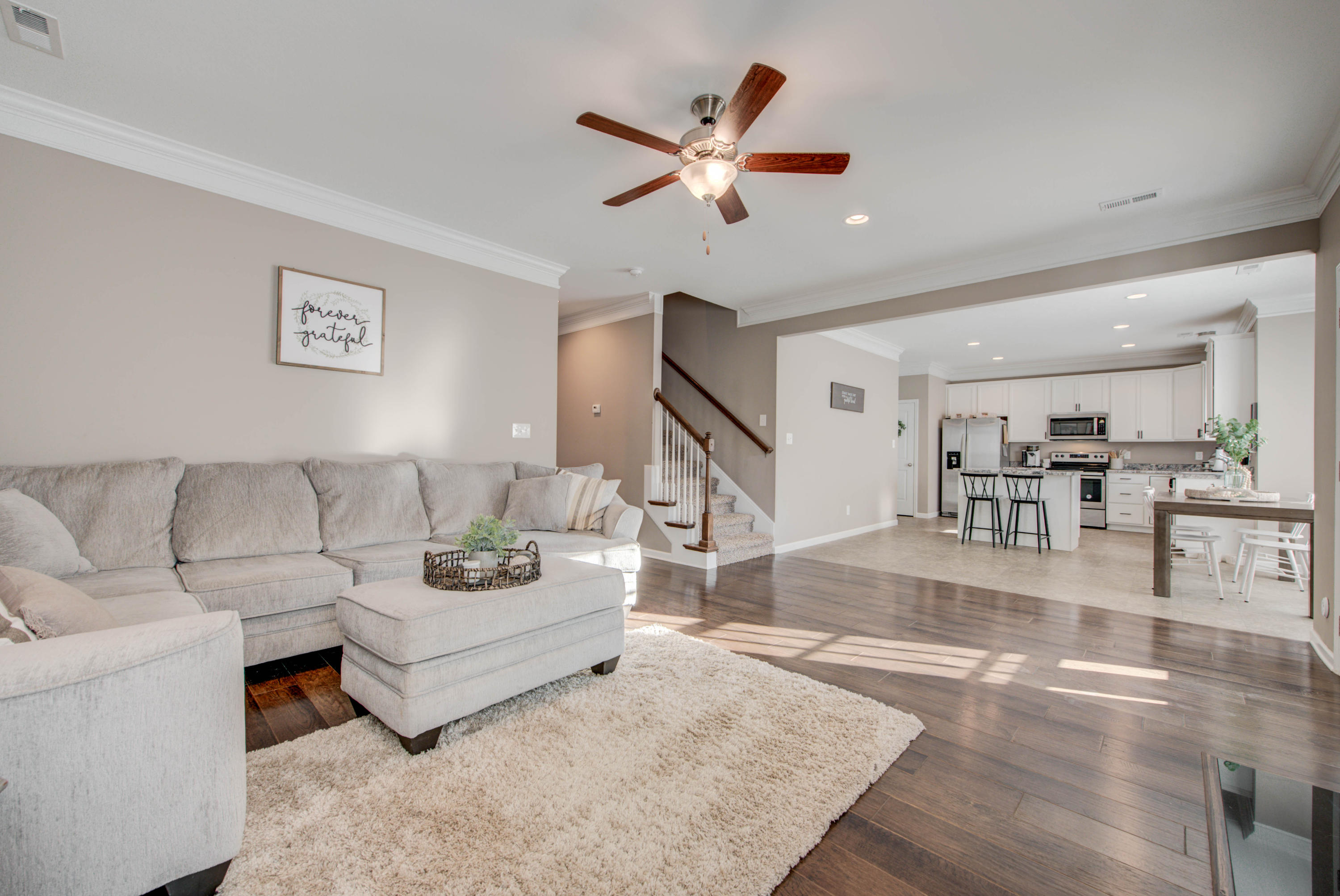 7369 Ladd Road Powell, TN 37849 - Photo 6 of 38 Living Room