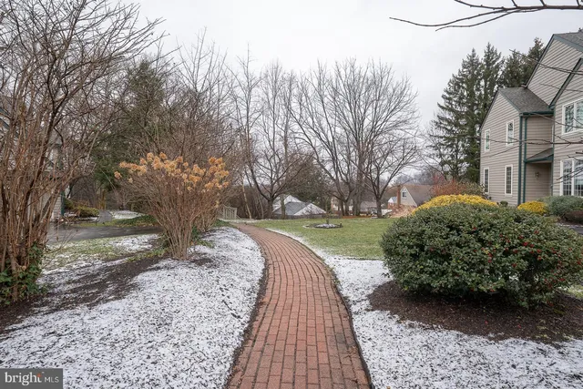 $585,000 | 408 Glen Arbor Court, King of Prussia, PA 19406