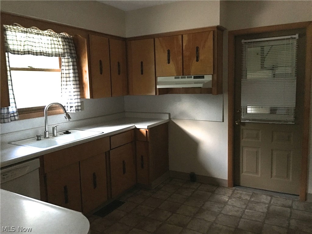 4299 Roswell Road Southwest Dellroy, OH 44620 - Photo 11 of 24 Gallery Image 11
