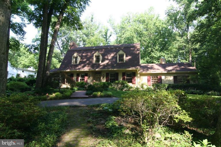 8916 Burdette Road Bethesda, MD 20817 - Photo 1 of 26 Exterior (Main)