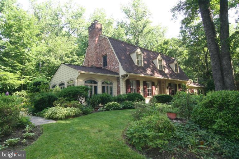8916 Burdette Road Bethesda, MD 20817 - Photo 14 of 26 Exterior #2