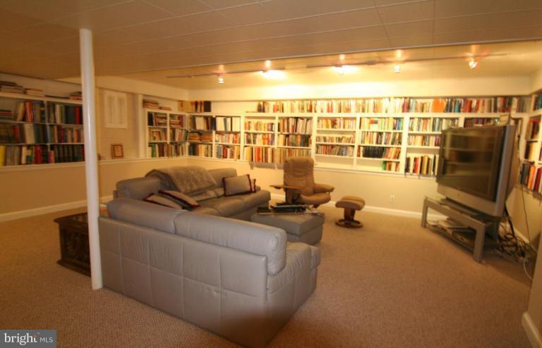 8916 Burdette Road Bethesda, MD 20817 - Photo 26 of 26 Recreation Room