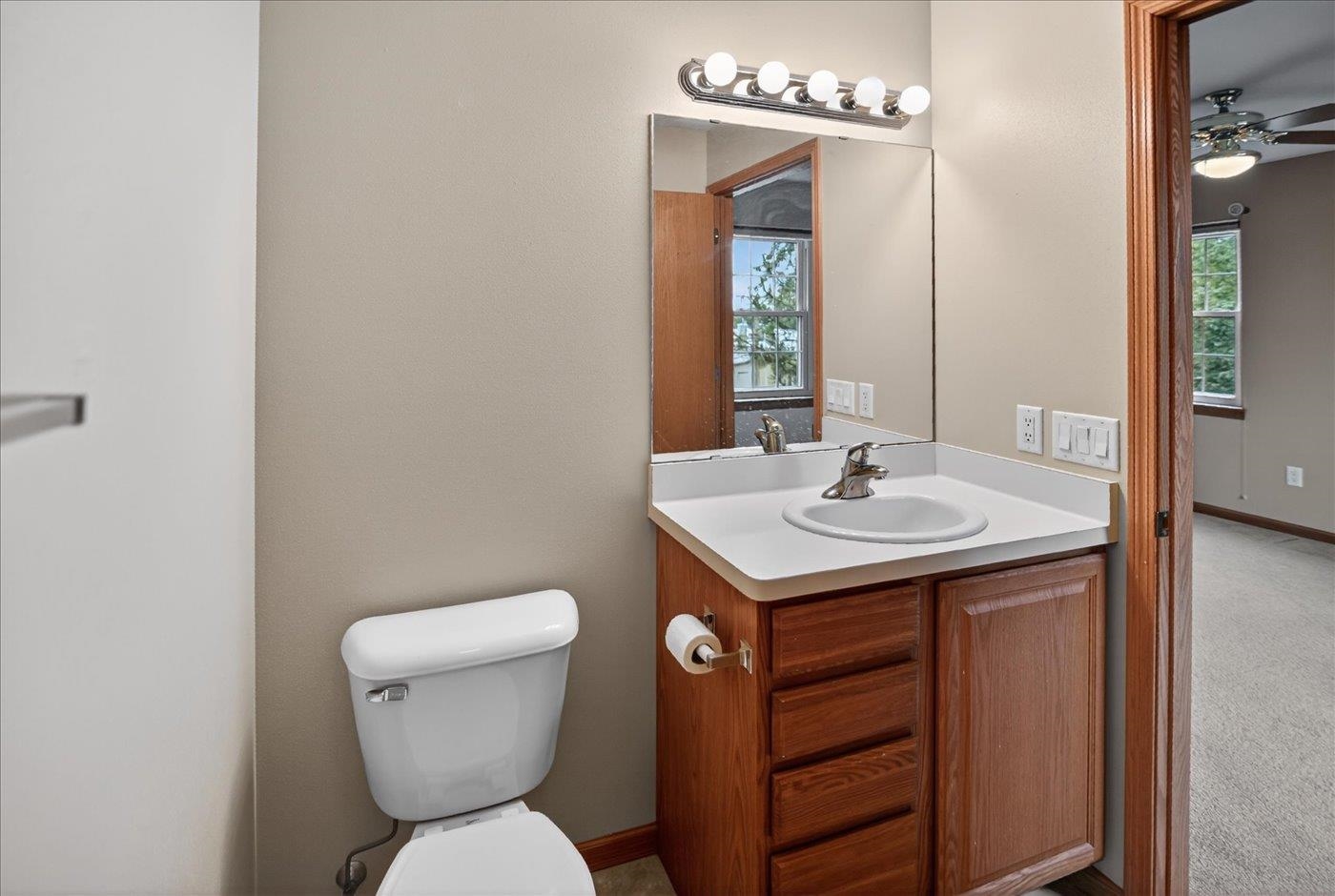 494 Cledell Street, Unit 4 Oregon, WI 53575 - Photo 39 of 49