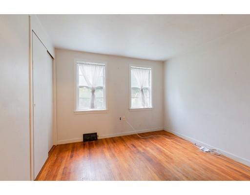 46 Hillcroft Road Waltham, MA 02452 - Photo 12 of 26 Gallery Image 12