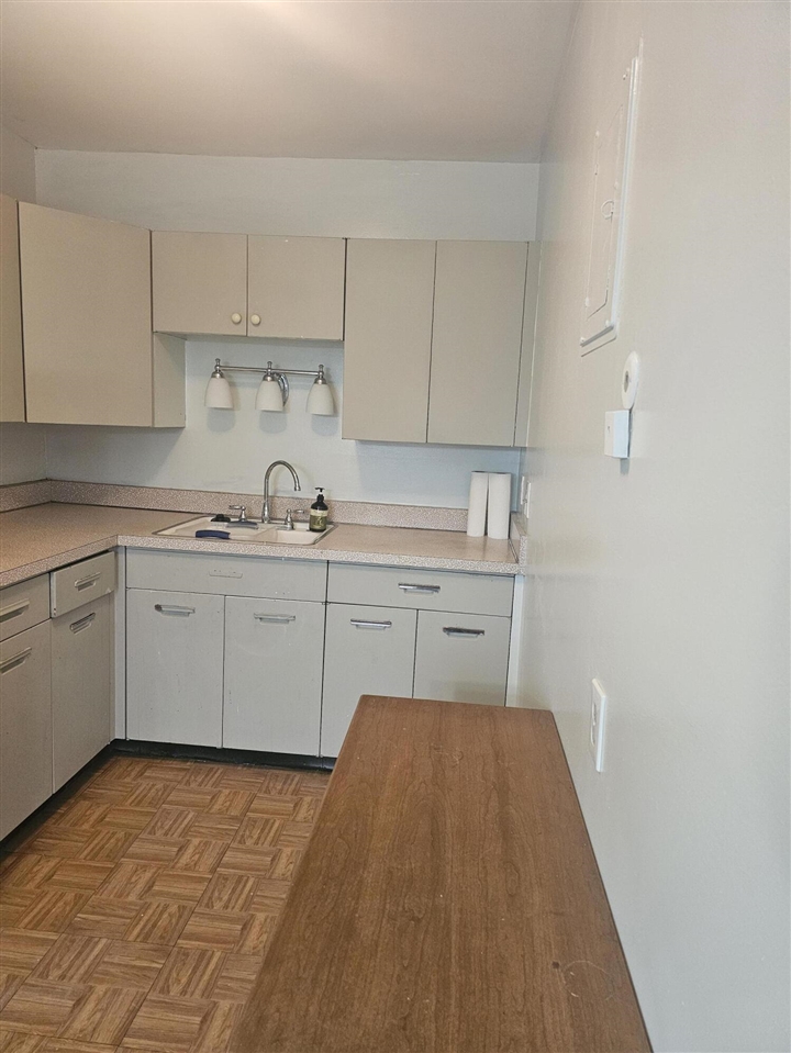 1550 Cherboneau Place, Unit 221 Detroit, MI 48207 - Photo 7 of 26