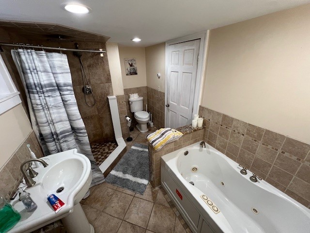 1856 Mendon Road Woonsocket, RI 02895 - Photo 20 of 34