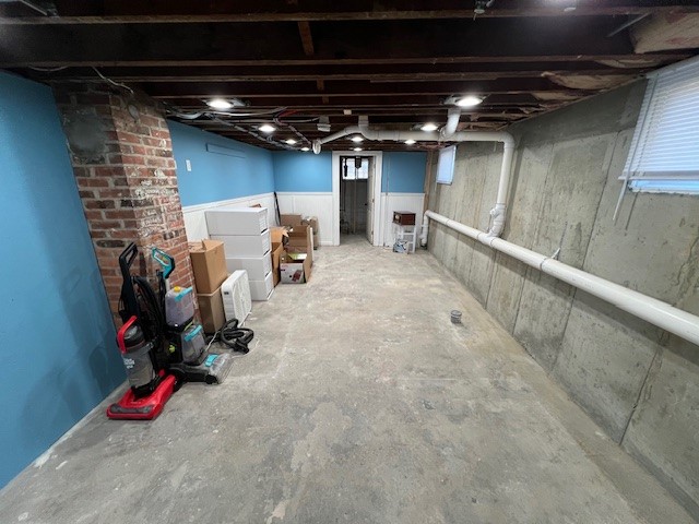1856 Mendon Road Woonsocket, RI 02895 - Photo 28 of 34