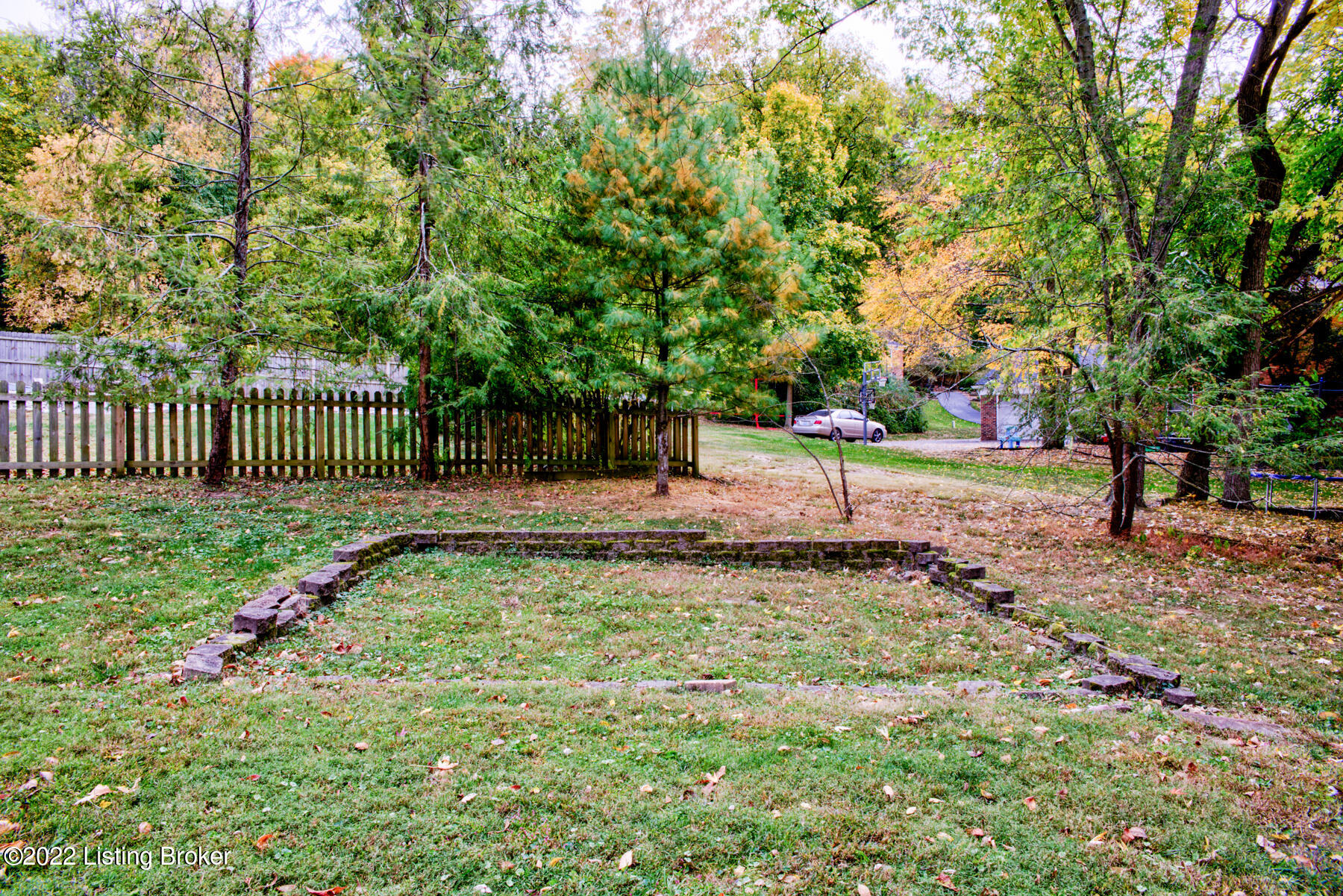 7102 Fox Harbor Road Prospect, KY 40059 - Photo 44 of 47 backyard view