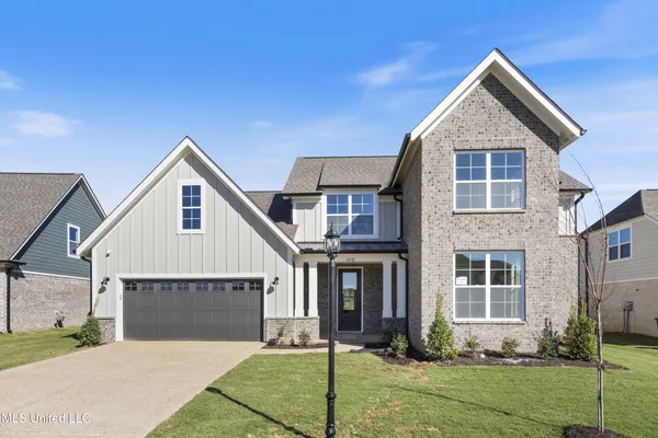 $474,950 | 13532 Broadmore Lane, Olive Branch, MS 38654