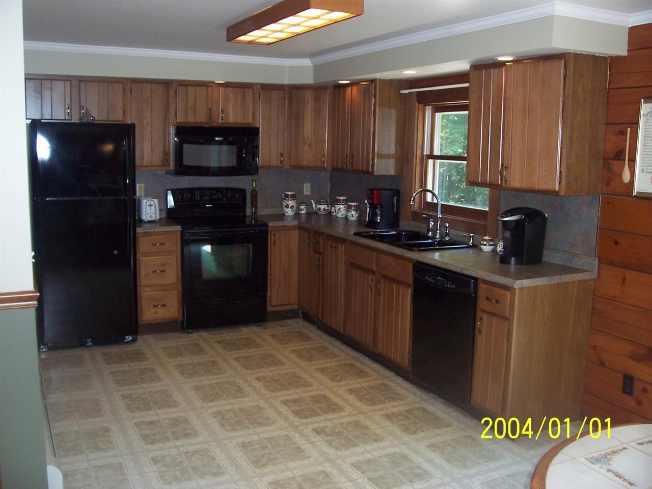 816 Gordon Road Rotterdam, NY 12306 - Photo 3 of 23 Photo 3