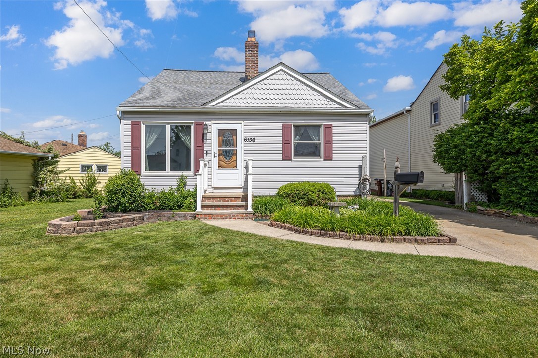 6136 North Canterbury Road Parma, OH 44129 - Photo 1 of 34 Gallery Image 1