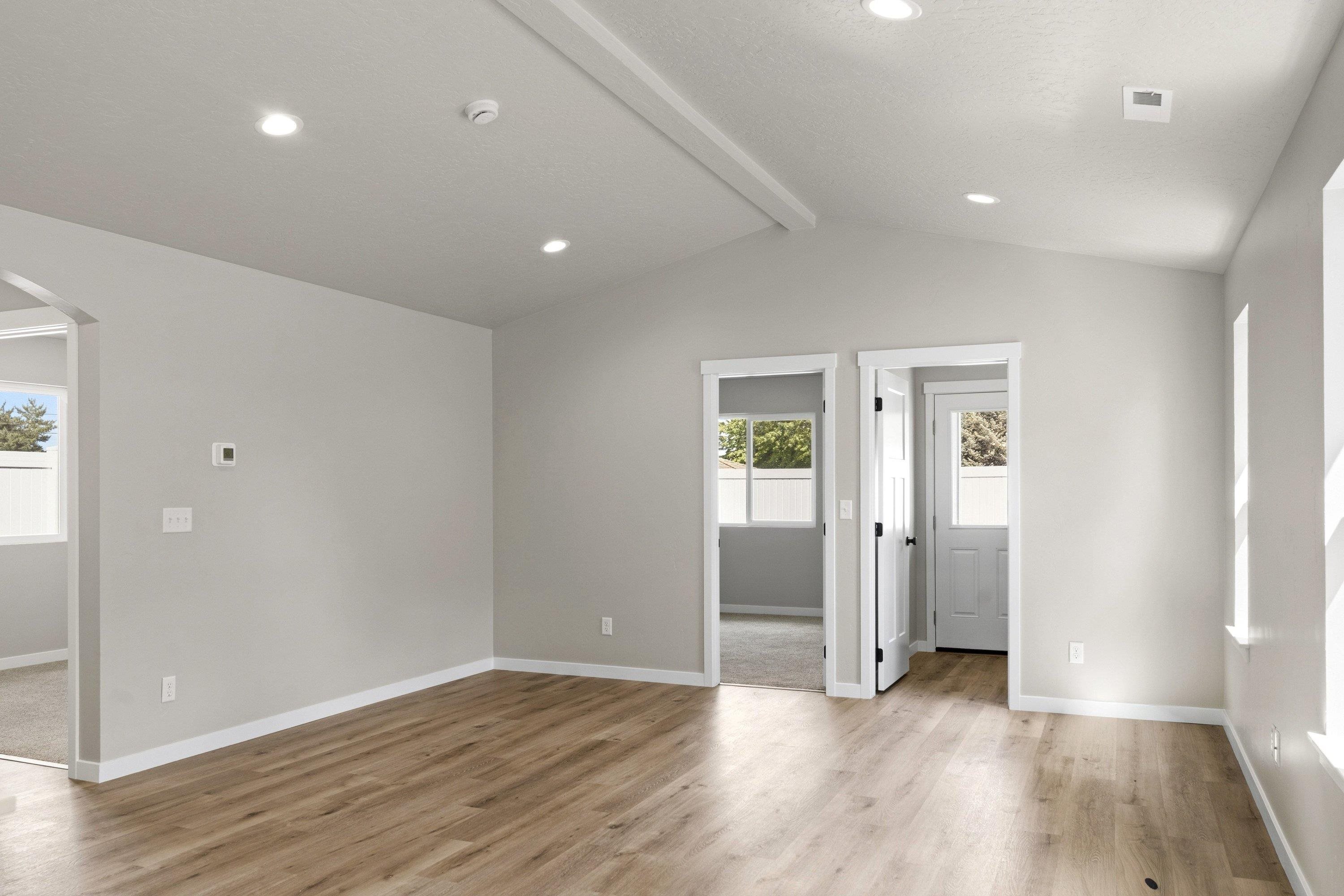 1009 South Century Road Spokane Valley, WA 99037 - Photo 11 of 34