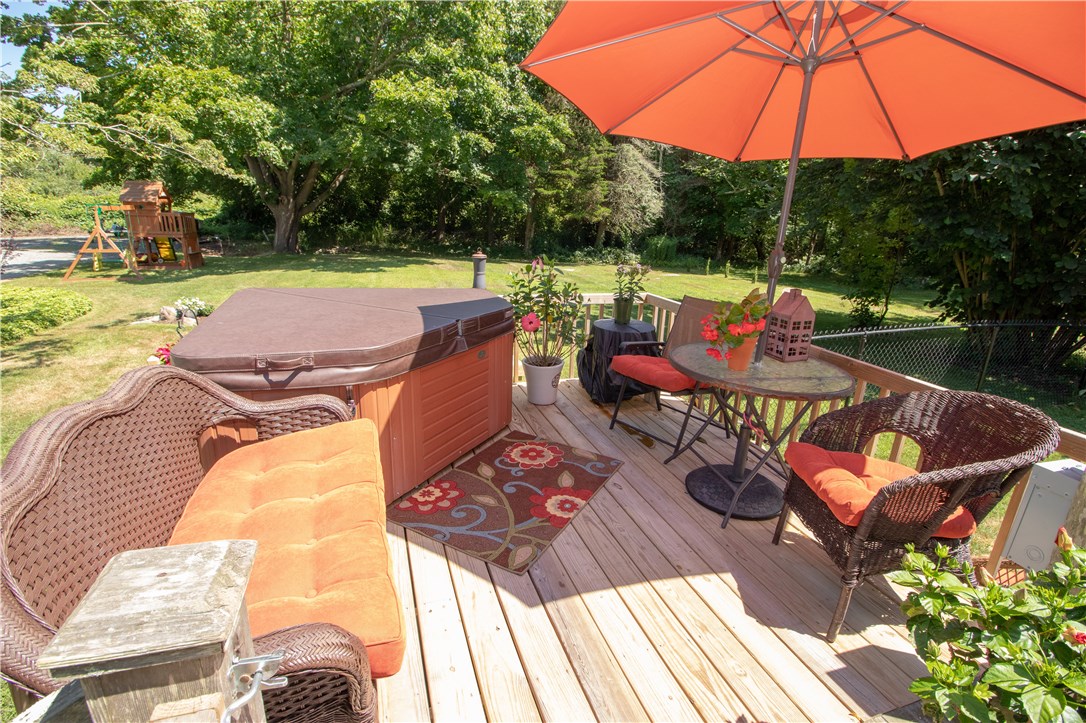 24 Noyes Neck Road Westerly, RI 02891 - Photo 19 of 31 Gallery Image 19